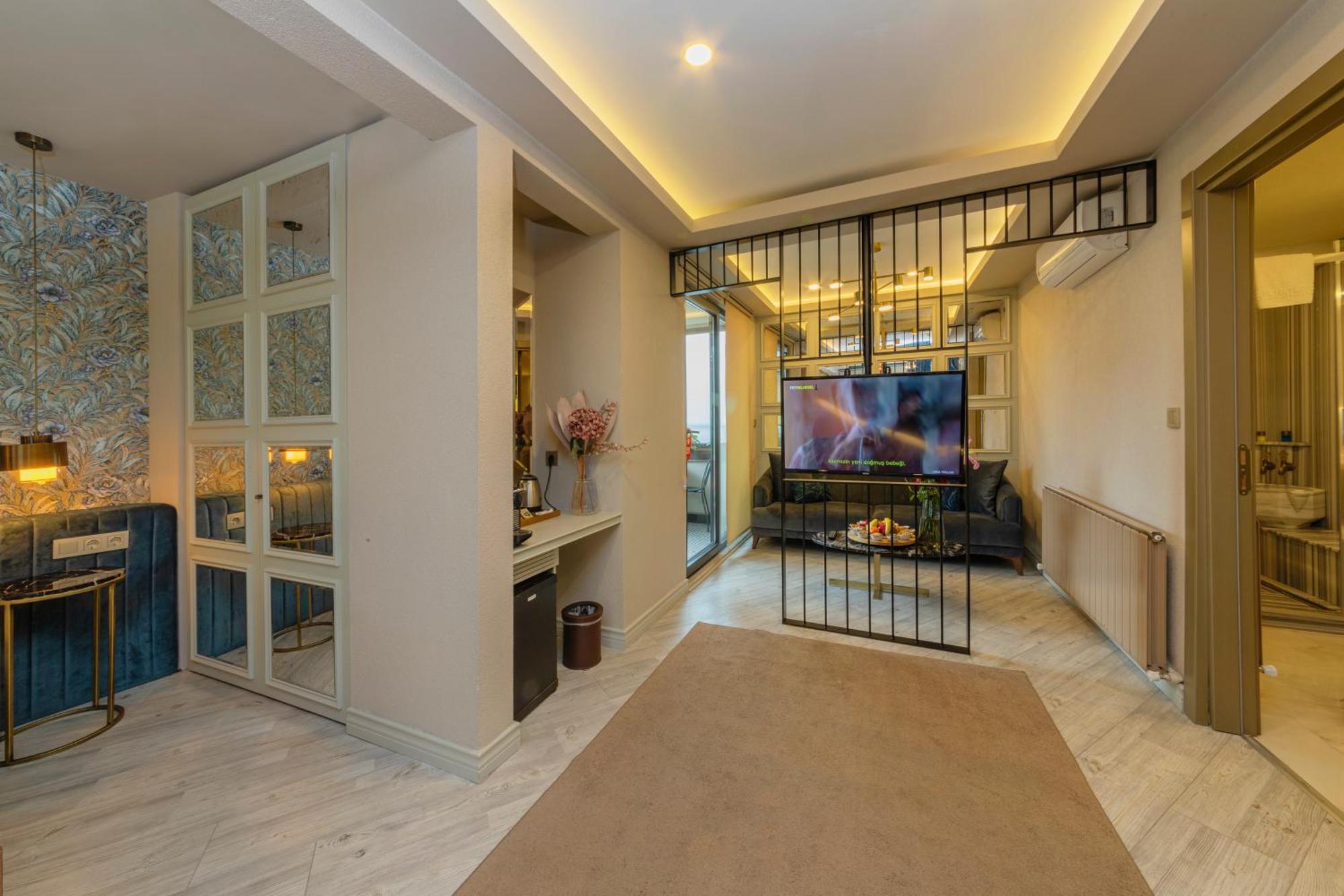 Ayramin Deluxe Taksim 2*